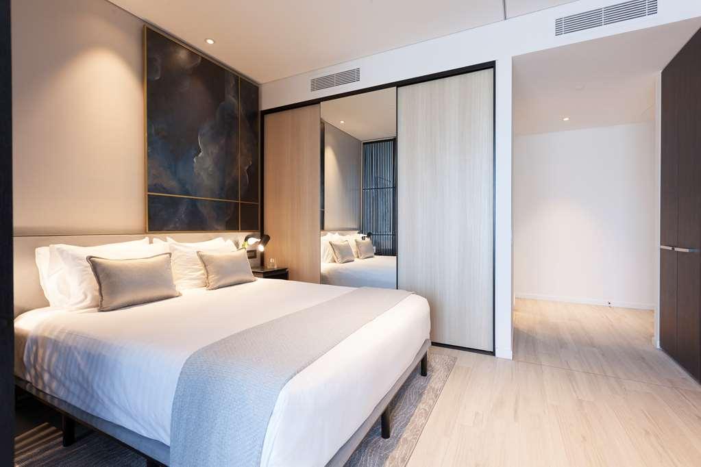 One Global Resorts Green Square Сидней Номер фото A bedroom at The Standard London