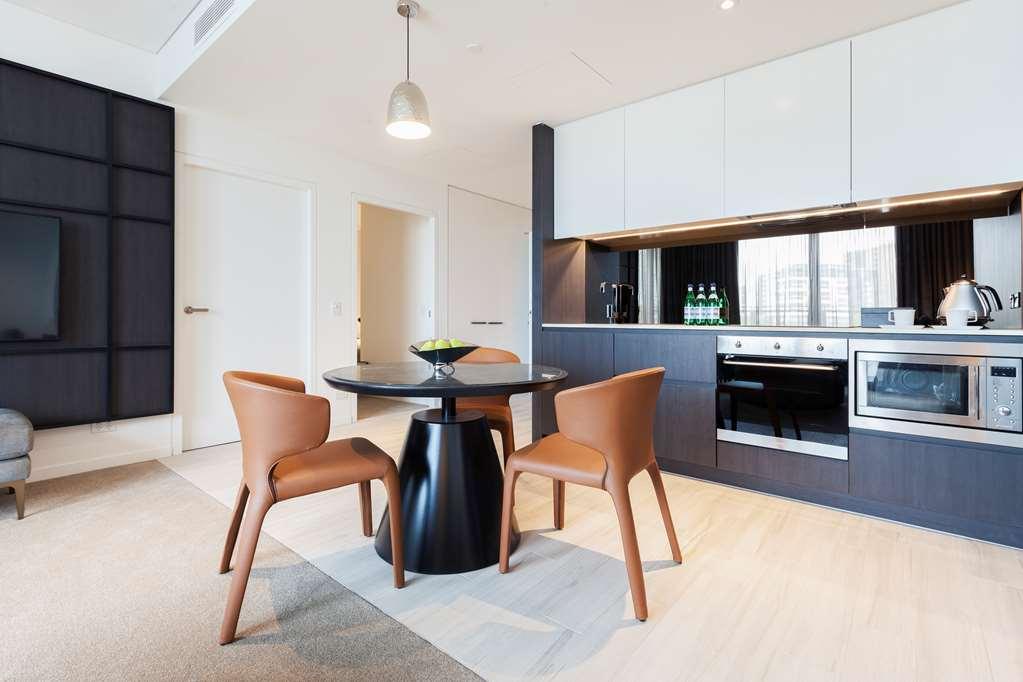 One Global Resorts Green Square Сидней Удобства фото The kitchen of a two-bedroom apartment